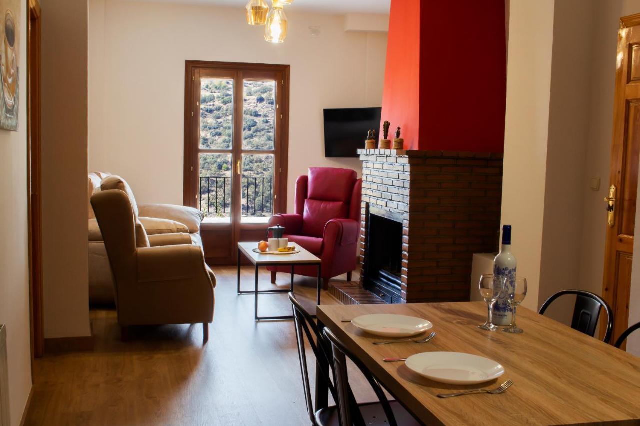 Puerta Bubion Apartamentos Extérieur photo